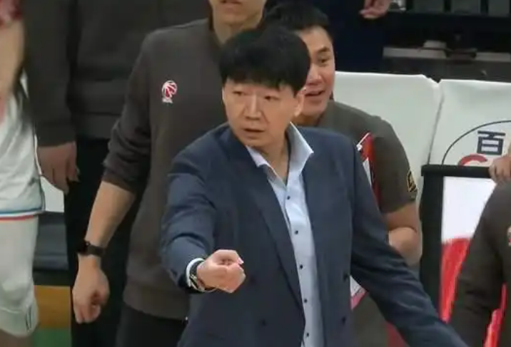 山东男篮复仇山西，三大核心引领新赛季复兴之路