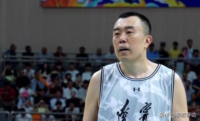 韩德君退役风波：辽宁体育局力邀其出战全运会引热议