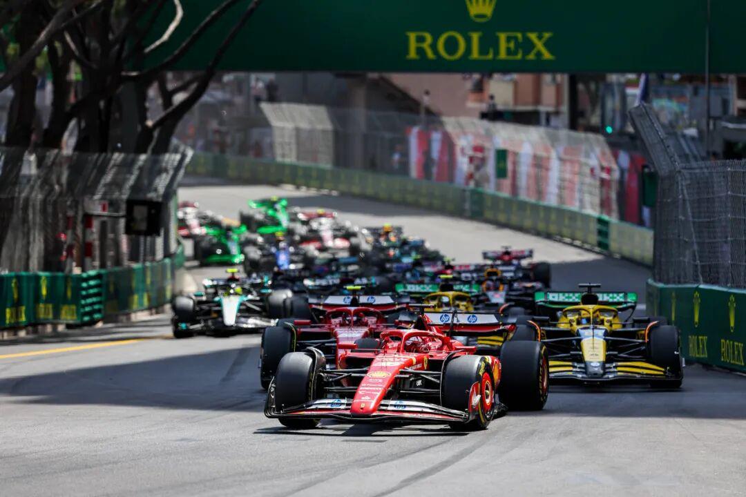 F1竞速背后：组织经验与动态环境下的竞争优势解析