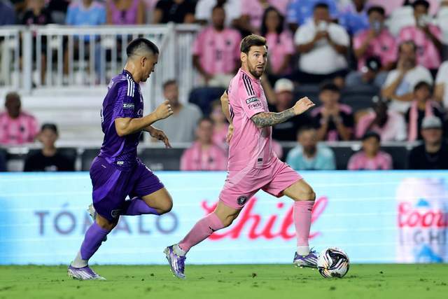 3-1逆转！38岁梅西双响救主：点射+89分钟绝杀，迈阿密再进决赛
