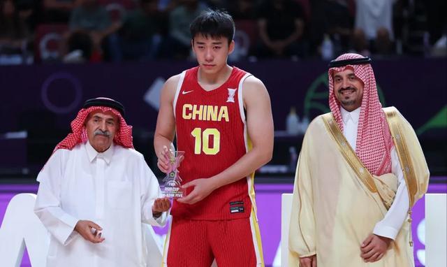 中国男篮新星王俊杰：亚洲杯崛起与未来NBA之路