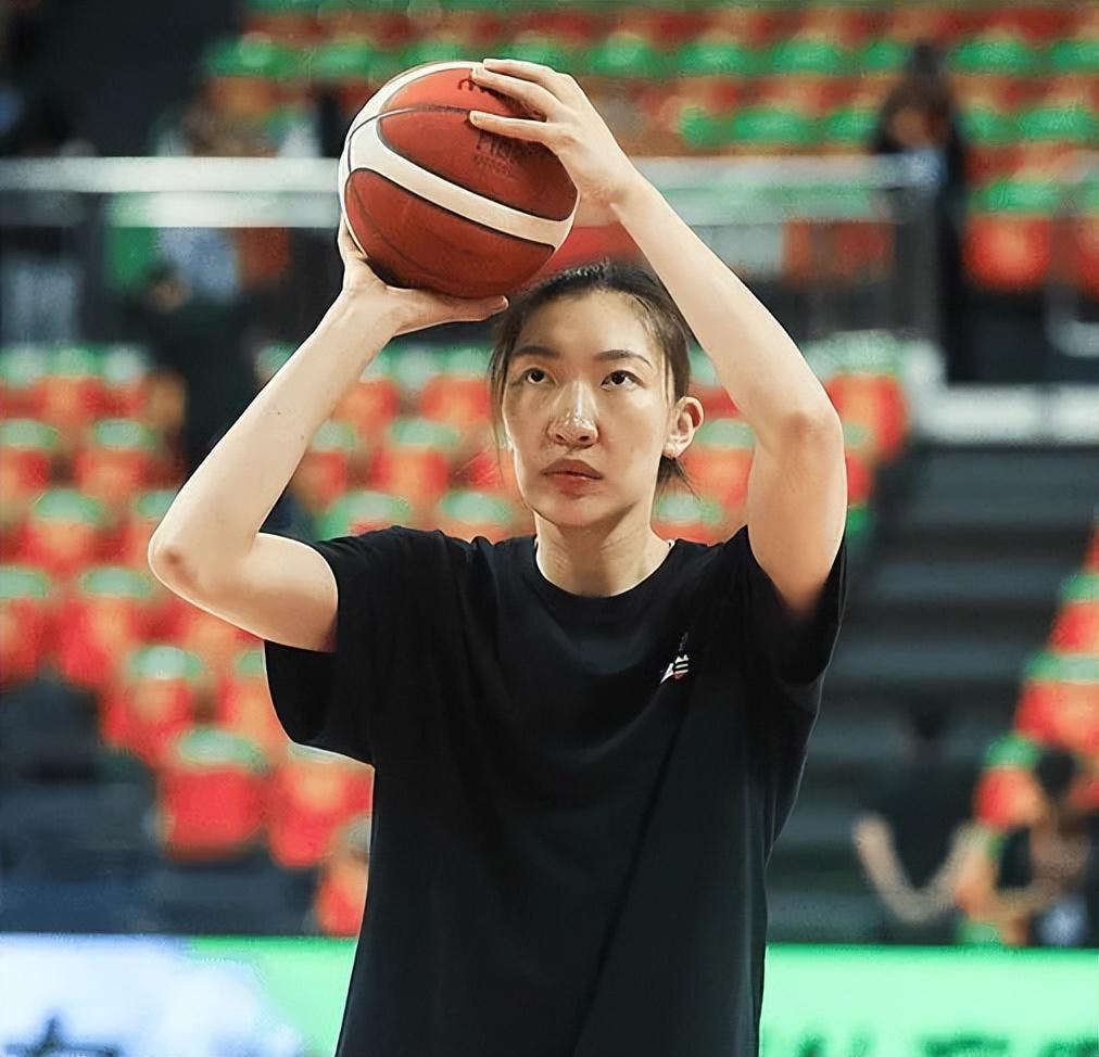 中国女篮90-81力克尤文图特：双核崛起与张子宇隐忧解析