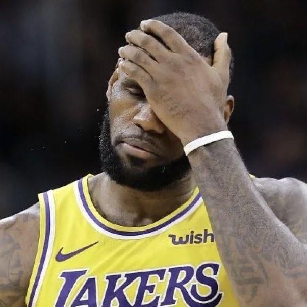 詹姆斯或赛季后转战海外联赛？ESPN记者透露未来动向