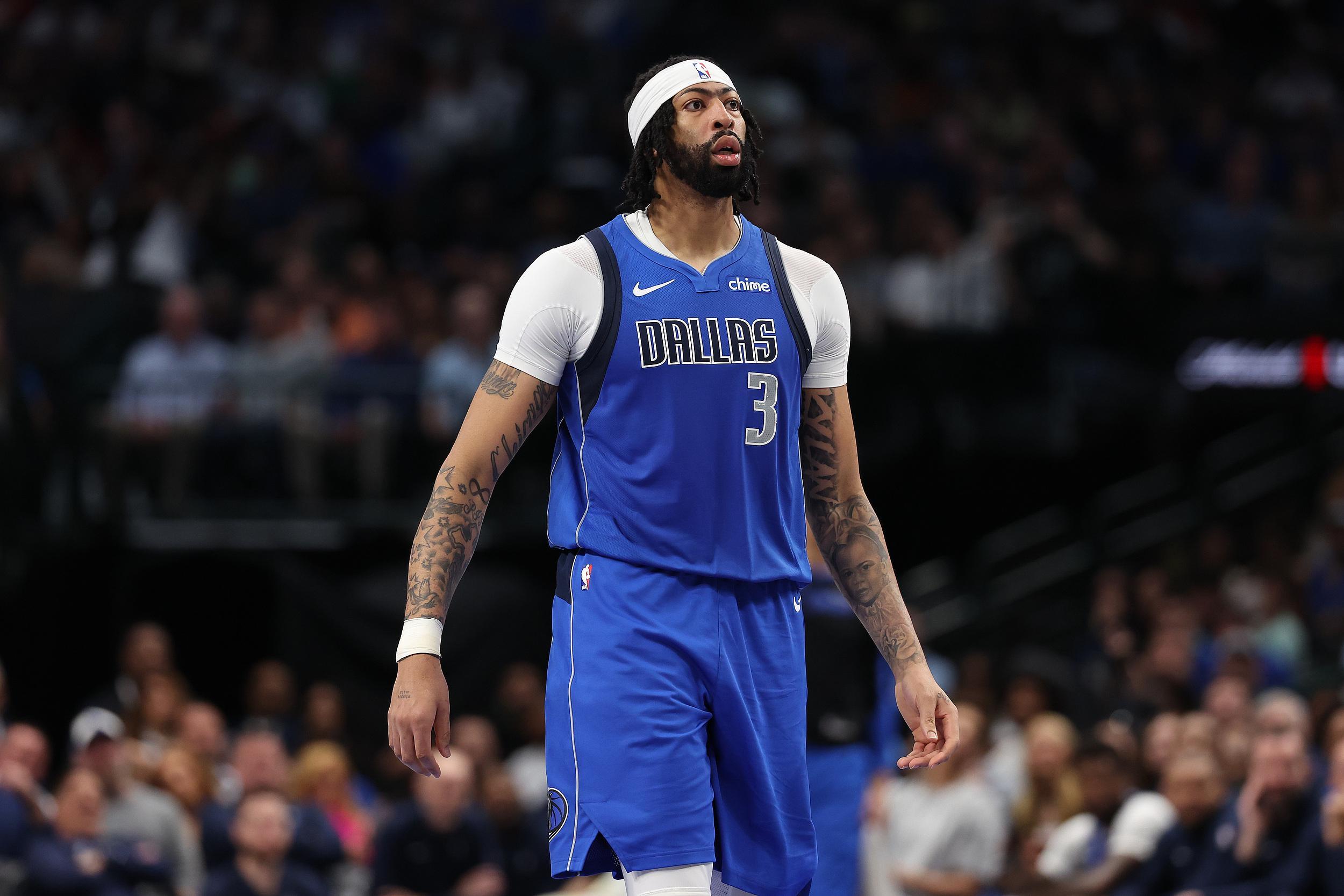 安东尼·戴维斯揭秘NBA薪资发放：12个月或6个月分期任选