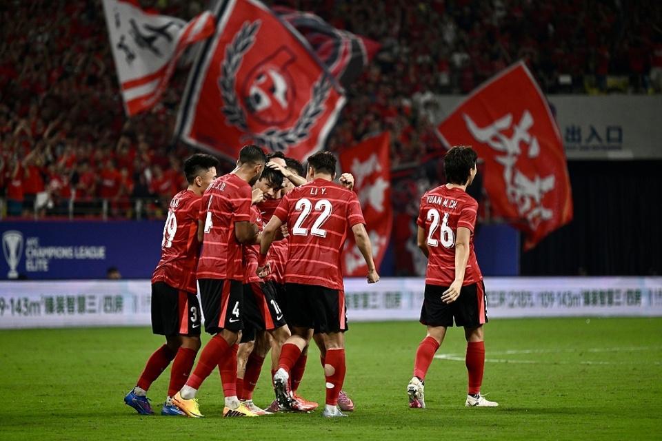 亚冠精英赛首战：蔚山HD对阵成都蓉城，首发阵容与外援解析