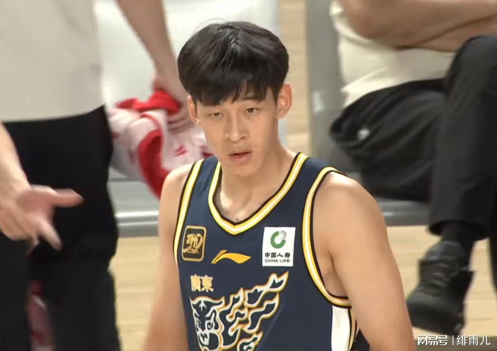 广东男篮新星崛起！李文昊成工兵后卫，杜锋力挺引关注