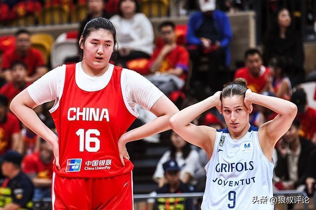 张子宇热身赛8分3板表现引关注 末节折返跑成争议焦点