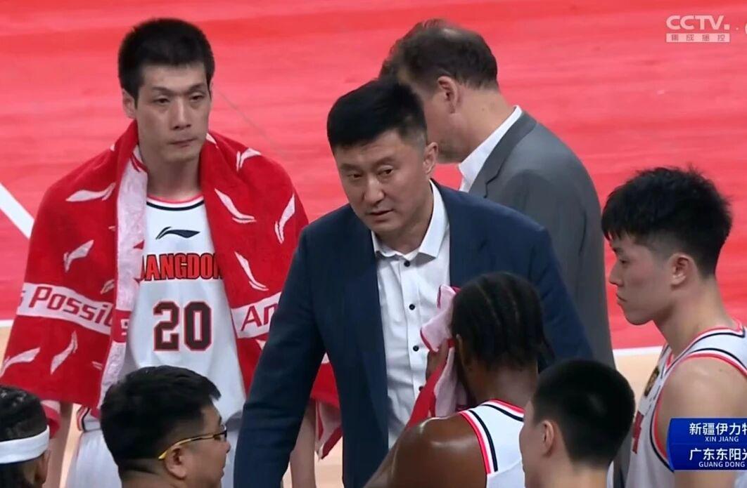 广东男篮最新动态：崔永熙签约，张昊获赞，陈家政即将复出