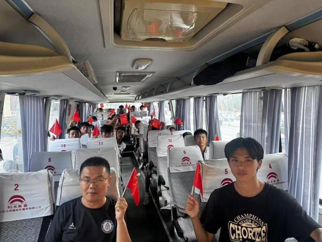 中青赛U13球员参观九·一八历史博物馆，传承爱国精神