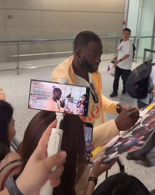 追梦格林中国行首站上海 明晚激战陈泽文百分大战