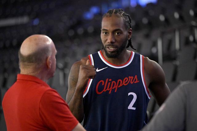 莱昂纳德调查或延续至全明星后，NBA高层透露最新进展