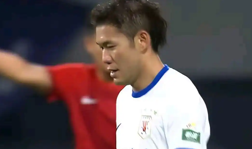 山东泰山出征青岛：四大外援领衔，齐鲁德比看点十足
