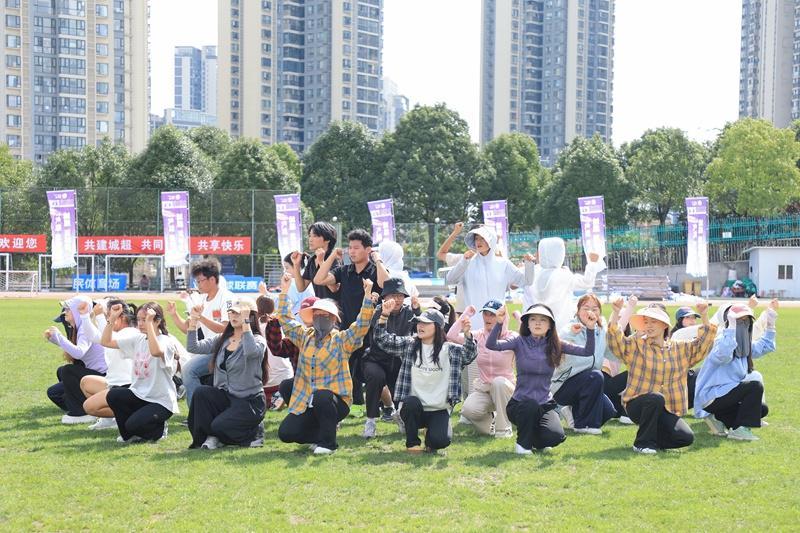 贵阳2025城市足球邀请赛开幕式亮点全揭秘