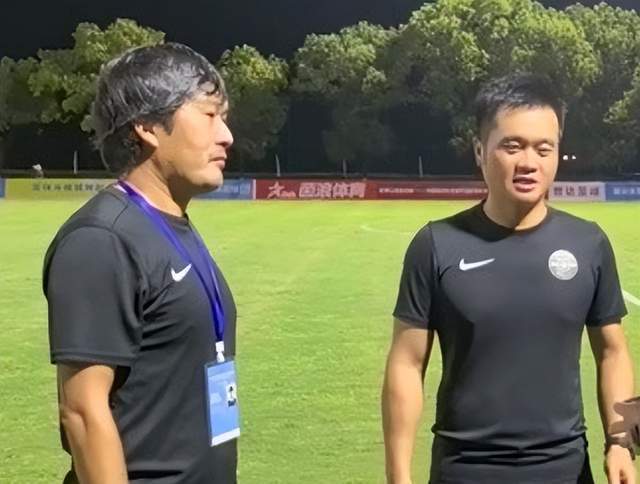 日本教练犀利点评：中国足球青训亟需提升个人技术