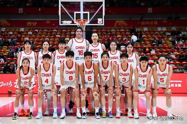 中国女篮险胜尤文图特引热议 后卫线短板凸显 归化建议引关注