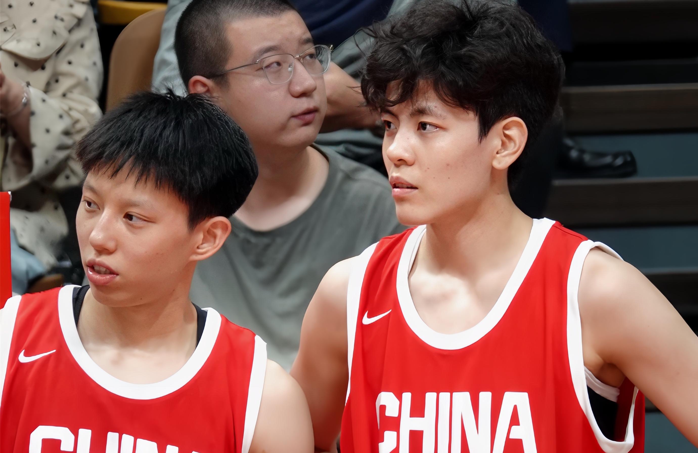 轰25分+5记三分！23岁杨舒予成中国女篮新核心，韩旭最佳搭档