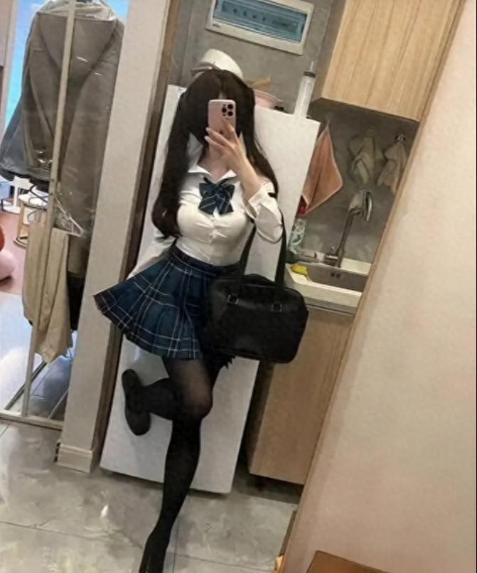 高端伴游服务明码标价8000元，沦为色情交易温床引关注