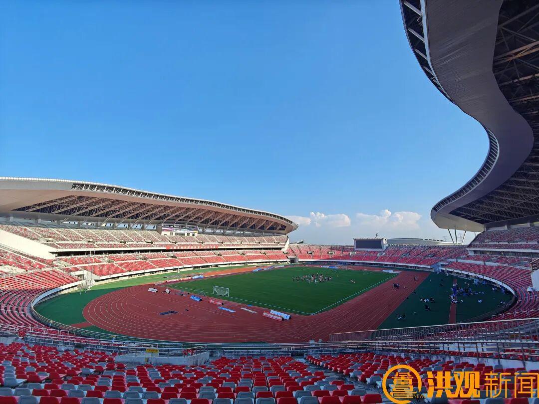明晚南昌VS赣州：5万球迷齐聚奥体，新援首秀引爆焦点战