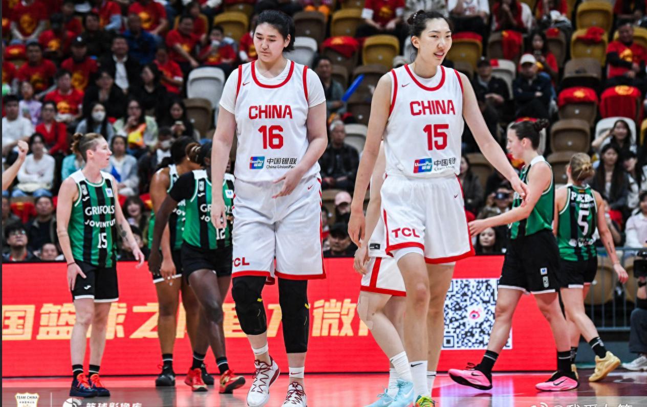 女篮热身赛：旧将进步新人亮眼，陈玉婕赛后获宫导力挺