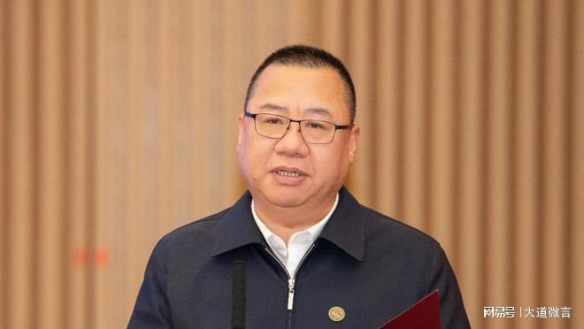 武汉大学党委书记调整：朱孔军接任，黄泰岩卸任