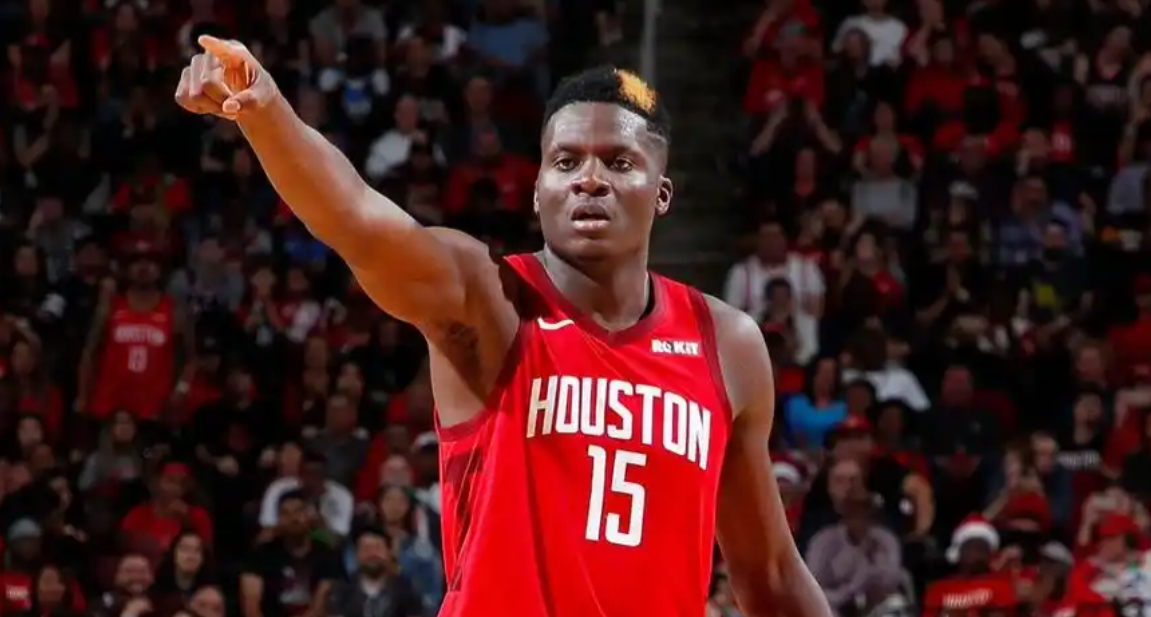 从25投0中到17+13！卡佩拉逆袭成NBA顶级中锋，助力火箭争冠