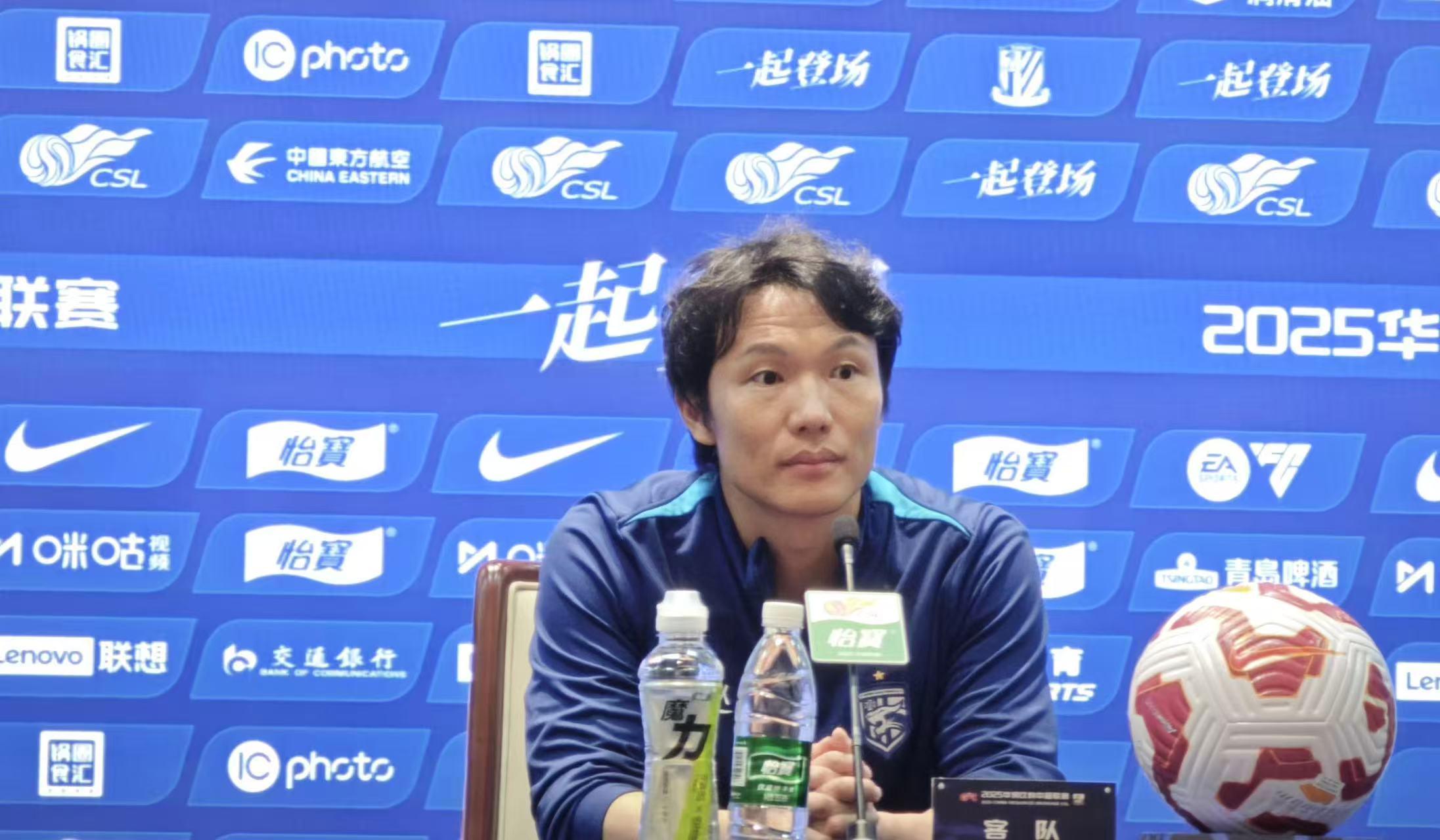 邓卓翔主动担责：武汉三镇两连败责任在我，细节调整需时间