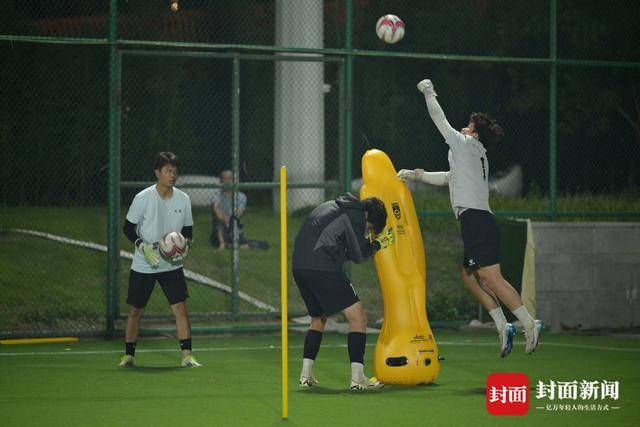 川超联赛口号大比拼：四川球迷创意无限，脑洞大开！