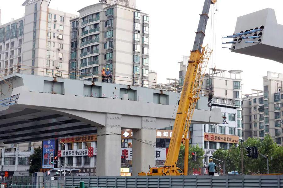 2026年通车在即！上海西南交通大动脉漕宝路快速路改造加速