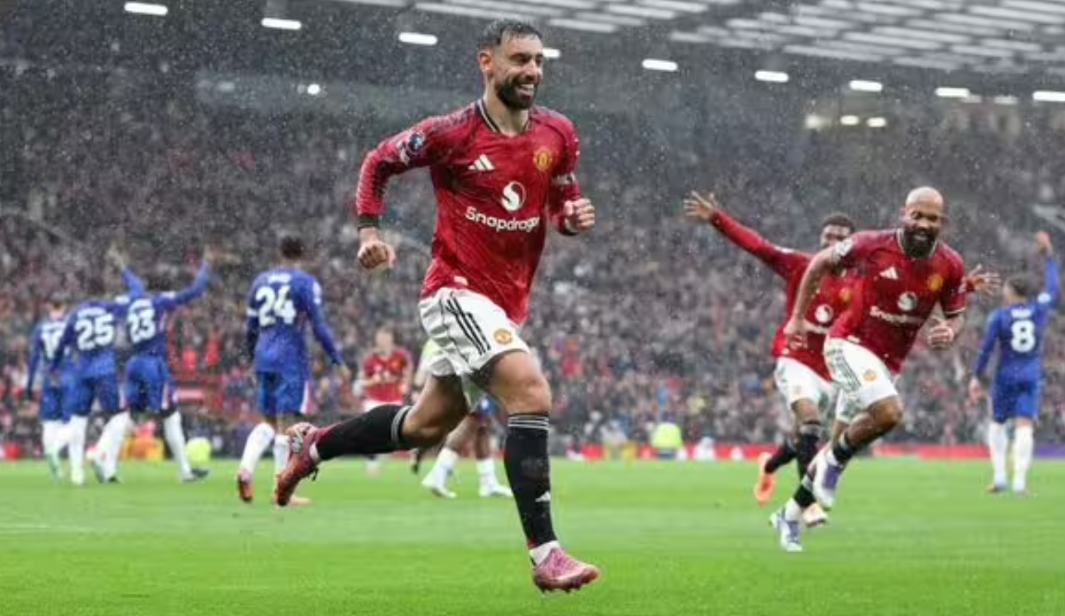 曼联2-1胜切尔西：全场数据与关键事件回顾