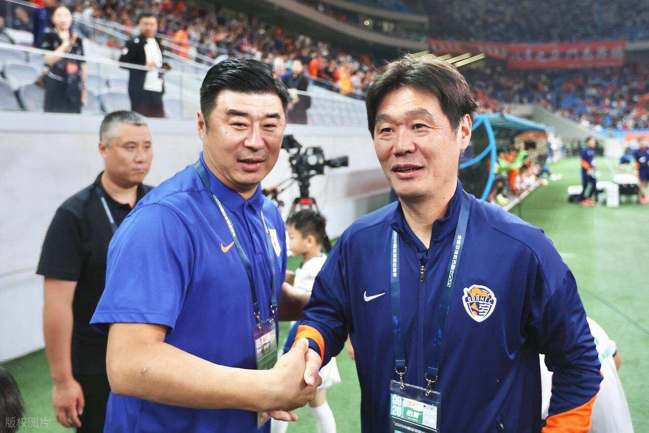 鲁能齐鲁德比战平海牛：主力伤病成隐患，球迷担忧升级