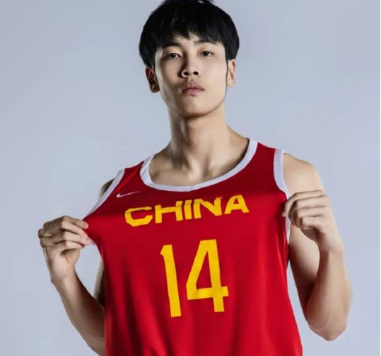 国青核心张博源获NCAA一级offer，暂别CBA赴美逐梦