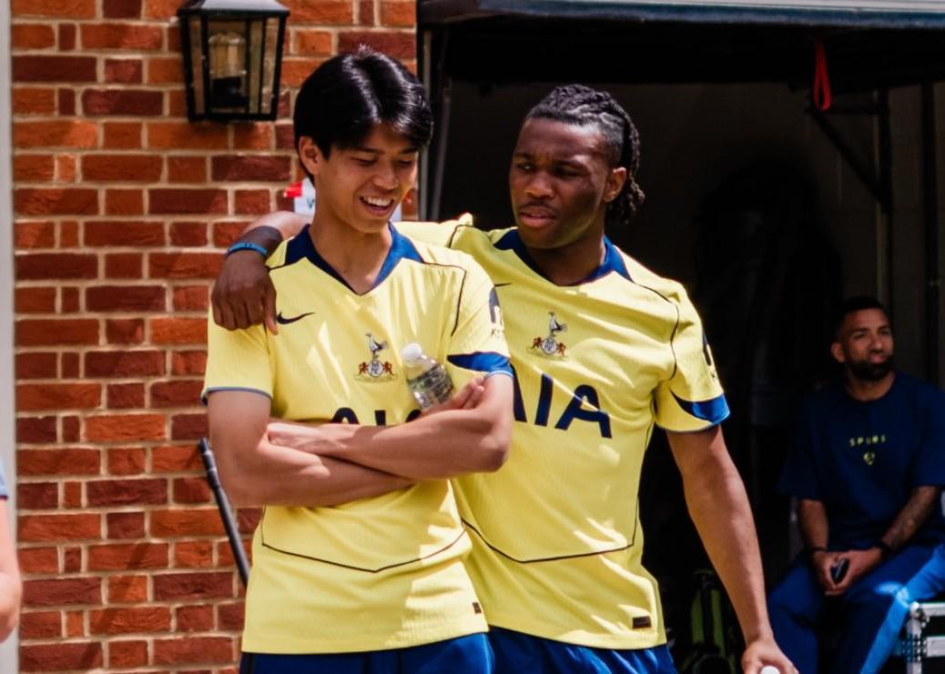 高井幸大或迎热刺英联杯首秀，对阵唐卡斯特成焦点