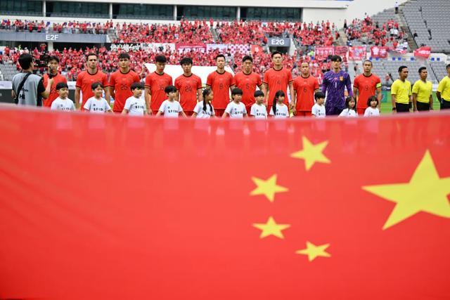 国足选帅报名截止，新帅十月难定，本土教练或迎转机