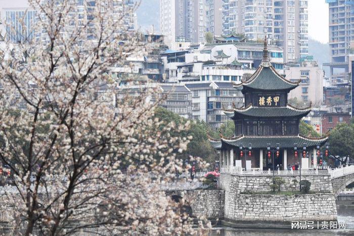 甲秀评：以城超赛事为钥匙，解锁城市文旅融合新看点