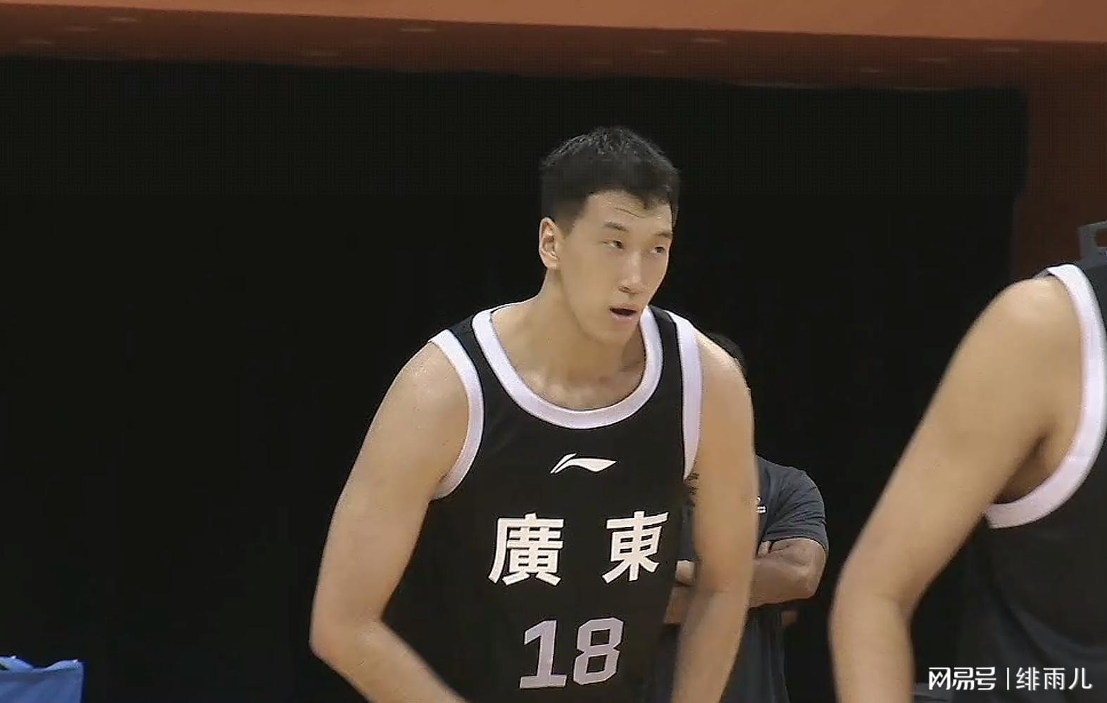 广东男篮锋线新星崛起！杜润旺完爆张昊，成杜锋争冠利器