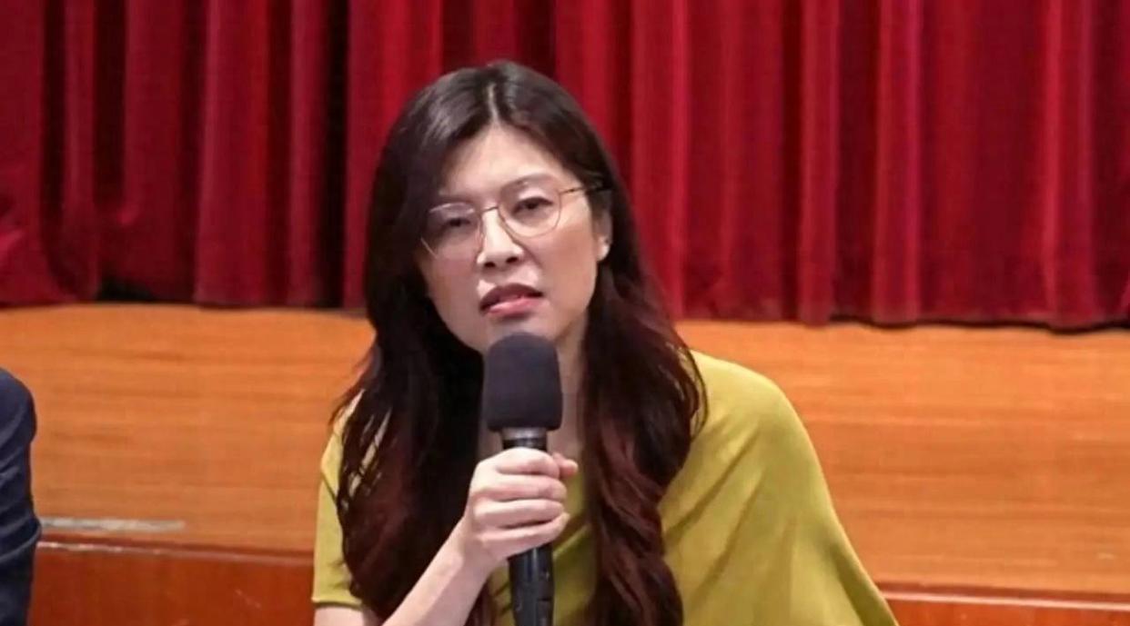 国民党主席选举大戏：郑丽文领跑，张亚中坚守两岸统一理念