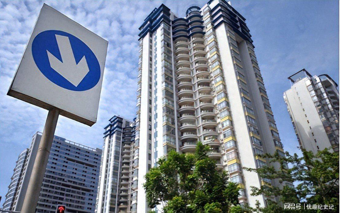 2025年楼市新趋势：房价或迎历史新低，未来三年走势解析