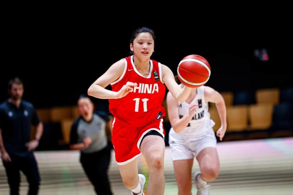 U16女篮亚洲杯：中国队险胜新西兰 李沅珊38分创纪录