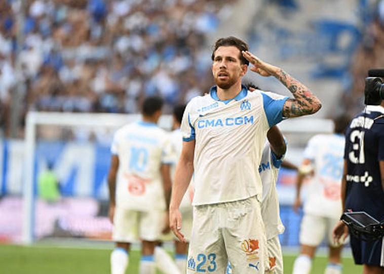 赫伊别尔：马赛1-0胜PSG是梦幻之夜，展现强大韧性