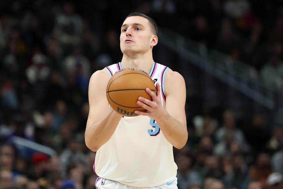 热火锋线新星约维奇或获4年5000-6000万续约，前景如何？