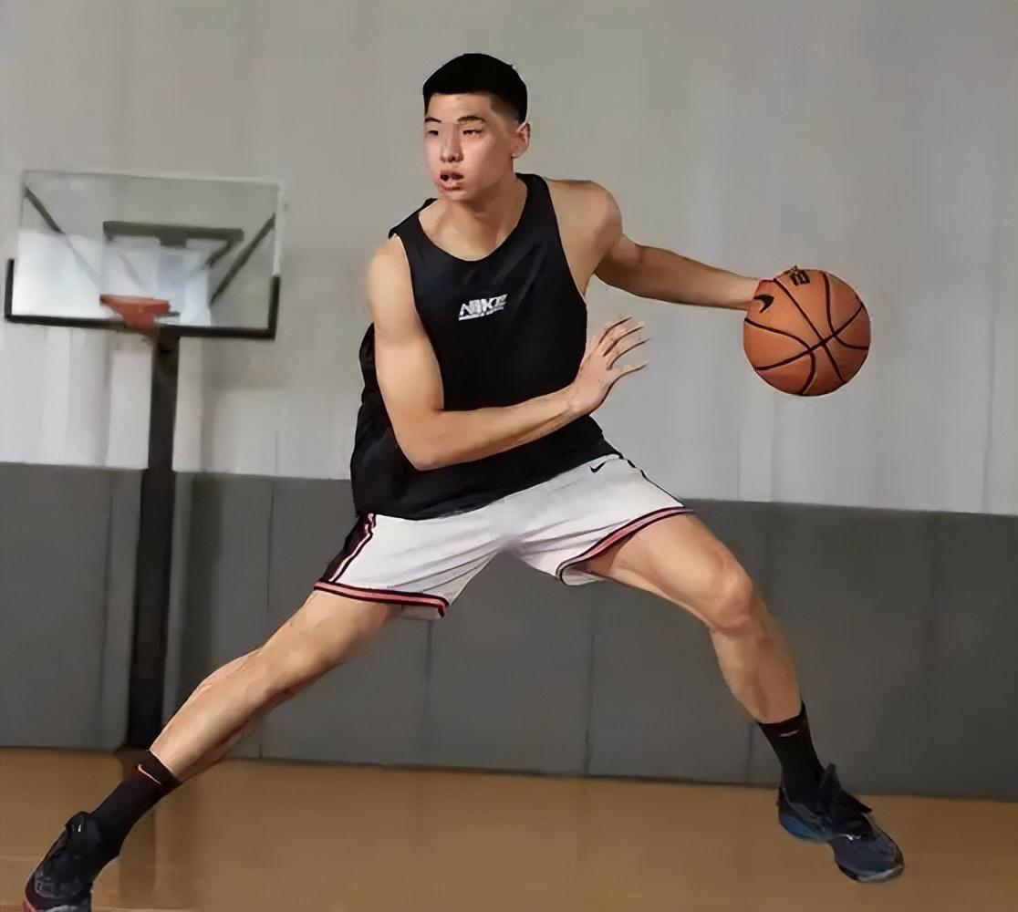 广东男篮签约崔永熙！4年B类合同回归CBA，NBA追梦暂告段落