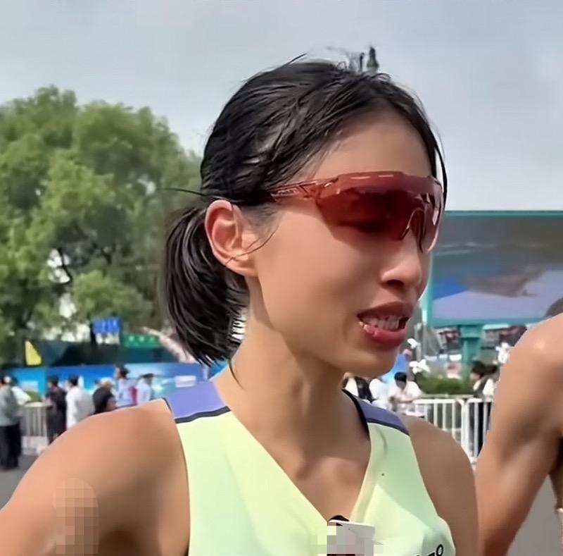 “最快女护士”张水华就调休言论致歉：痛悔误解领导支持