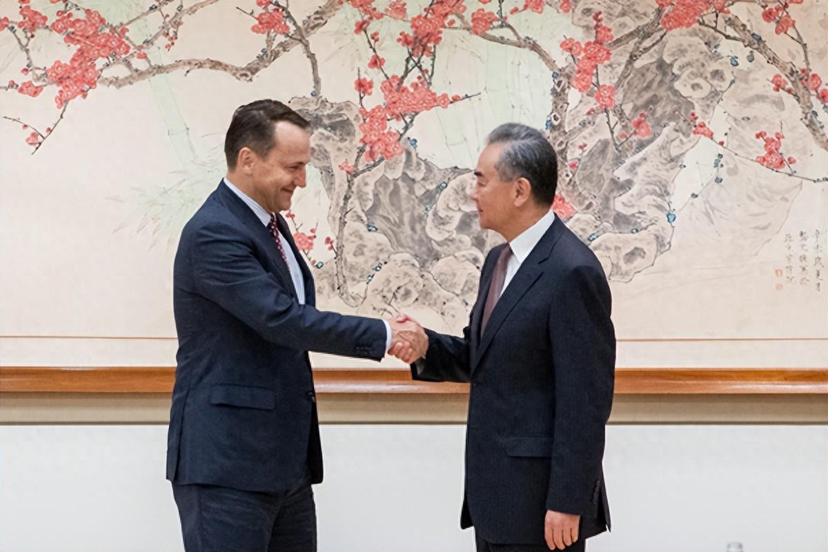 中方反制就位！波兰若不放行中欧班列，将自食其果