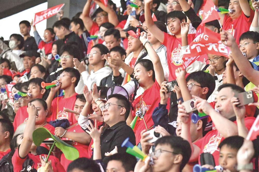 郸青超: 热度“邯”不住，活力“购”强劲