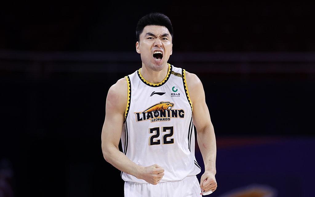 CBA五位老将签约1年，或明年集体退役，方硕、刘晓宇何去何从？