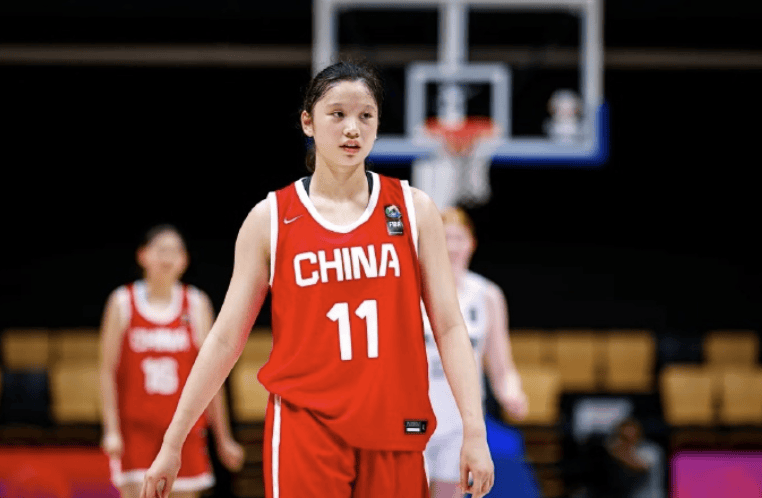 两个月三负日本！中国女篮亚洲霸主地位告急，问题出在哪？