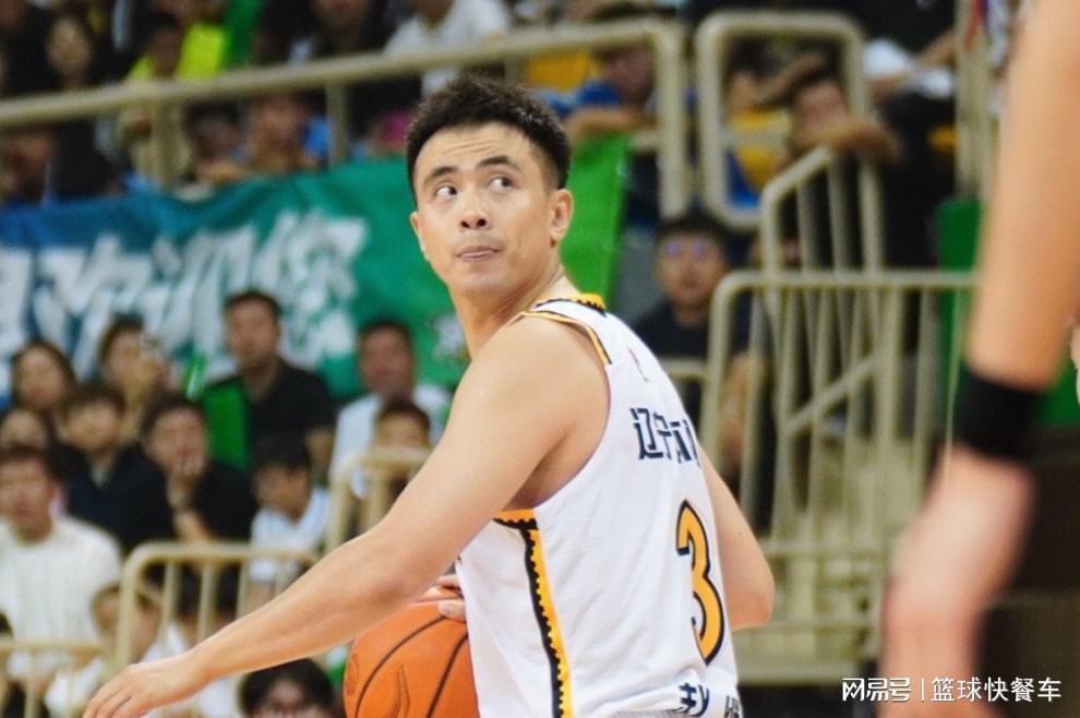 85-79力克北控！辽篮热身赛首战告捷：付豪21分领衔