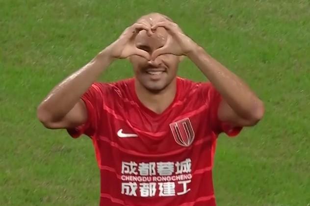中超8月最佳球员揭晓：成都蓉城费利佩4场5球强势当选