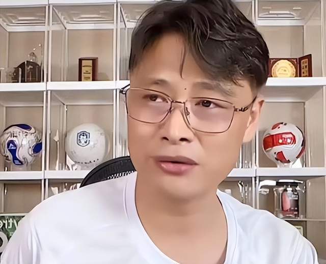 前国脚杜震宇揭秘：中国球员生活管理短板成保级最大障碍