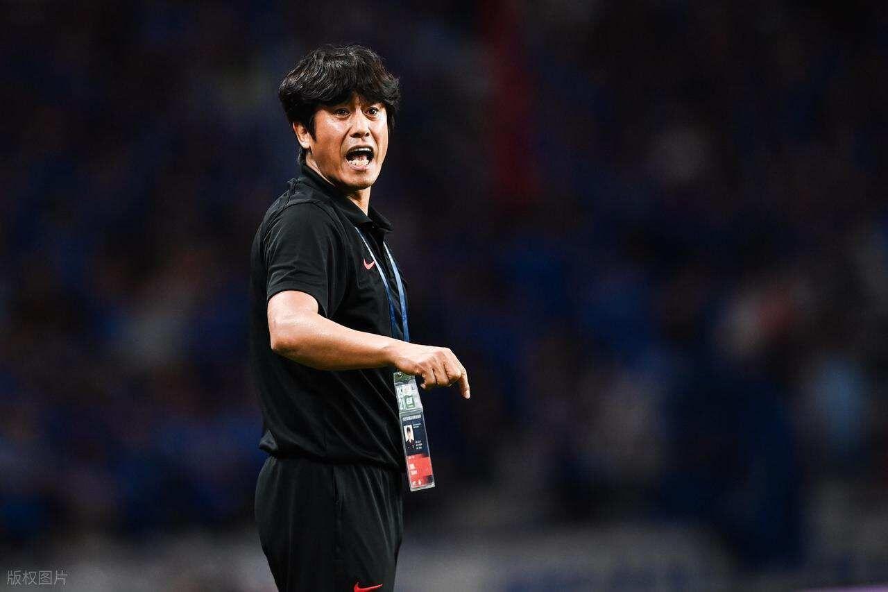 中超8月最佳教练揭晓：徐正源高票当选，球迷盼续约留人